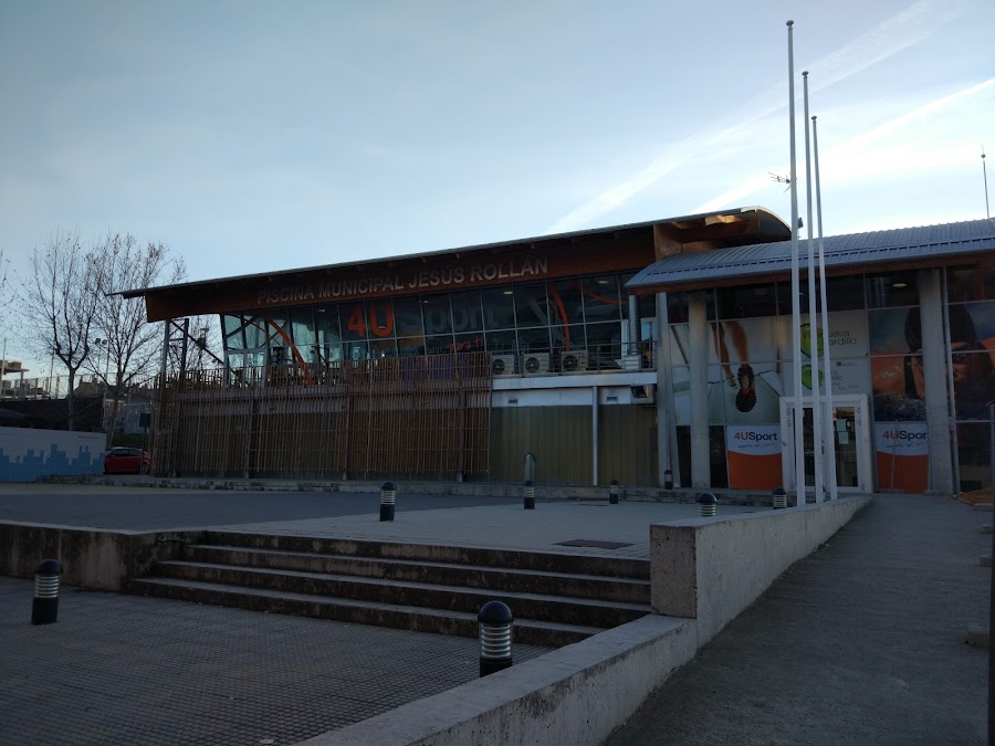 Piscina Municipal Cubierta Jesús Rollán