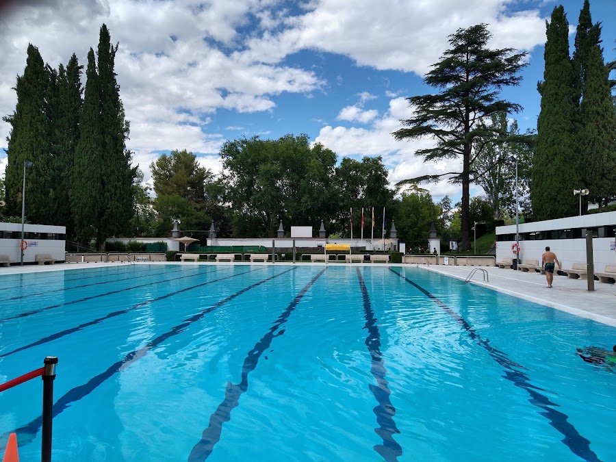 Piscina de Gustavo Torner 2