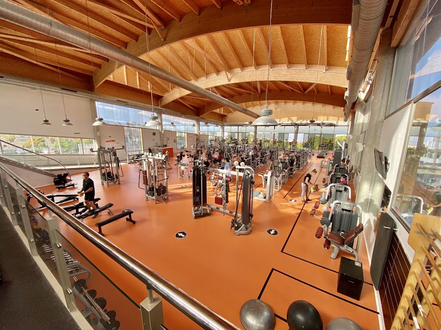 Centro Deportivo El Galeon