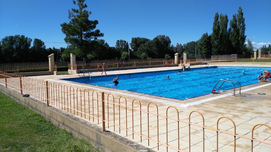 Piscina Municipal de Monzón de Campos