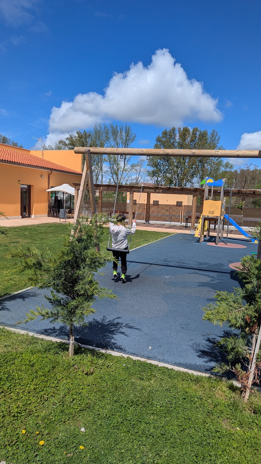 Complejo Recreativo Maximino San Miguel de la Cámara