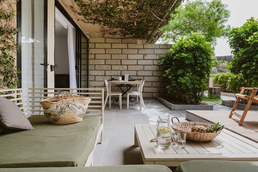 11 Holiday Homes
