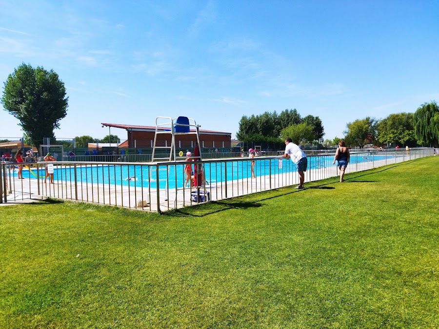 Piscina Municipal de Venta de Baños