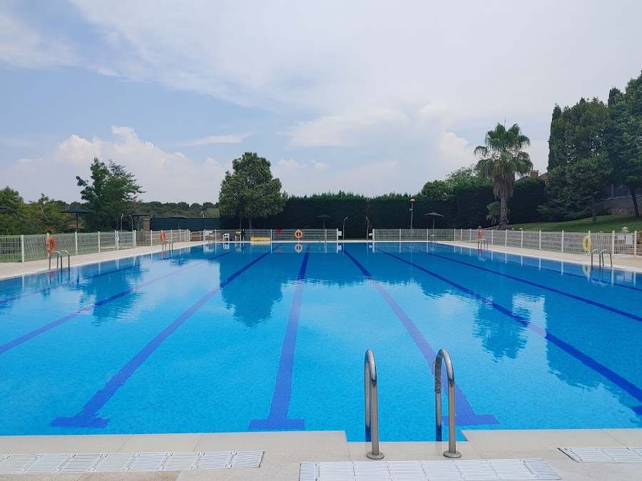 Piscinas "El olivar de la Partija"