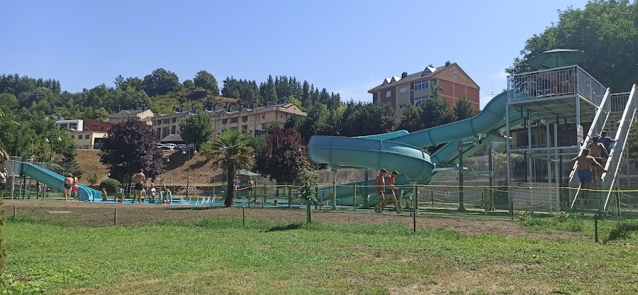 Aqua Park municipal Vega de Espinareda