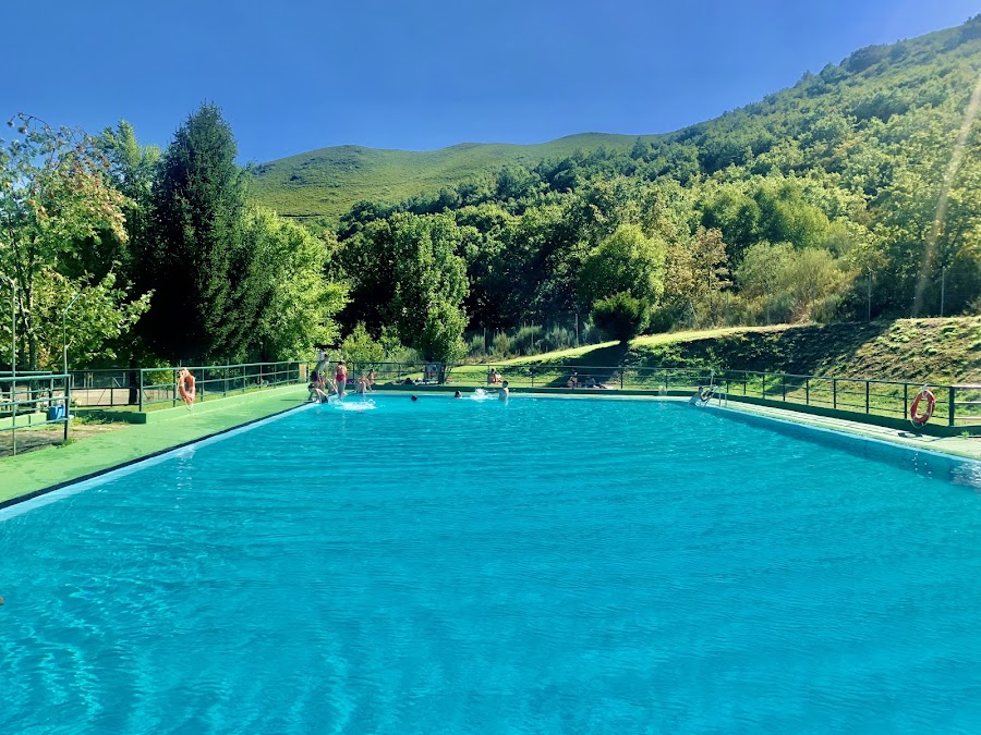 Piscina Municipal de Valle de Ancares