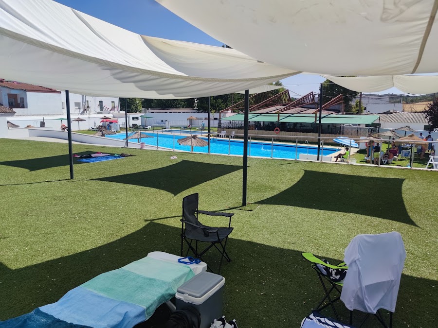 Piscina Municipal de Alanís