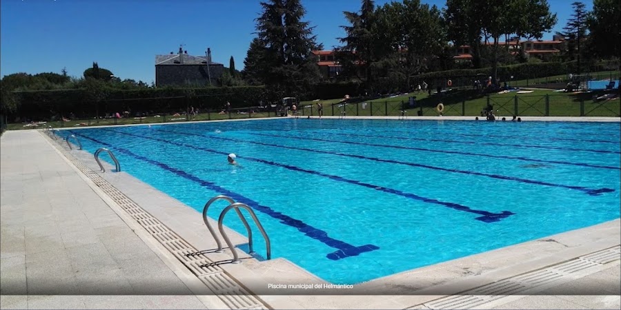 Piscina Municipal del Helmántico