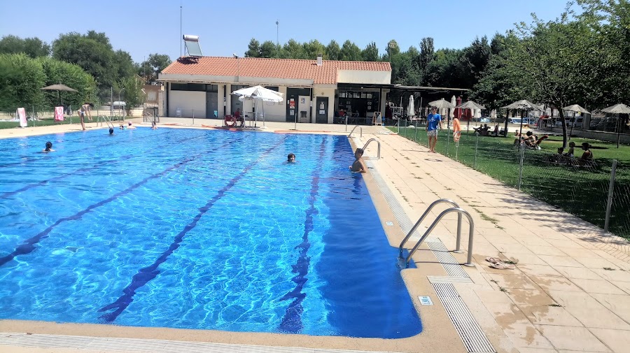 Piscina Tinajeros