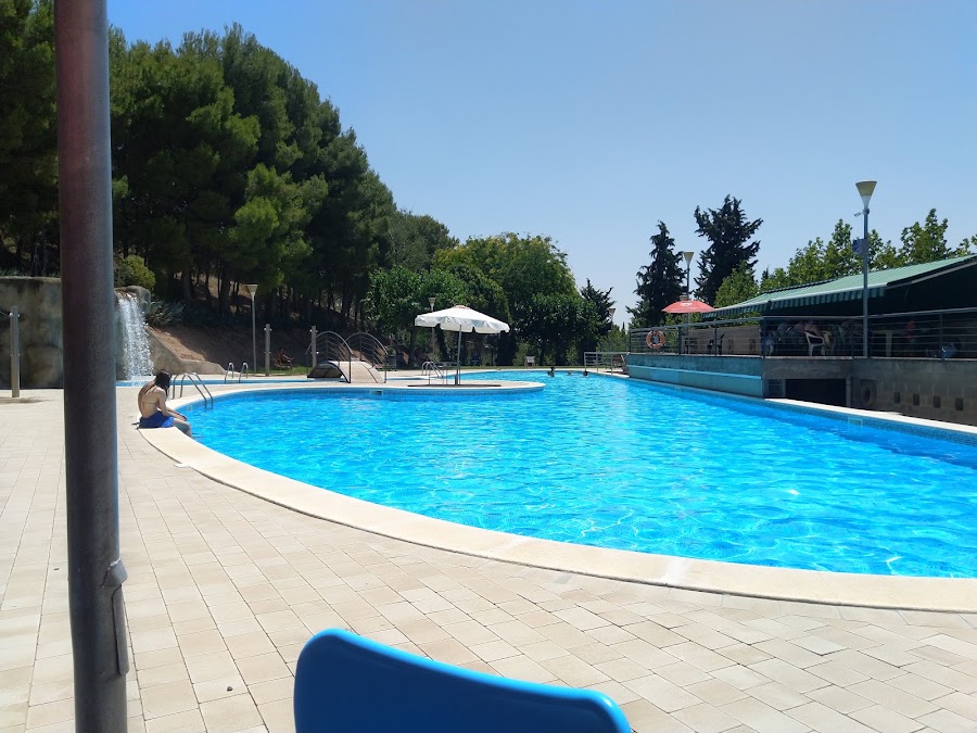 Piscines municipals de Menàrguens